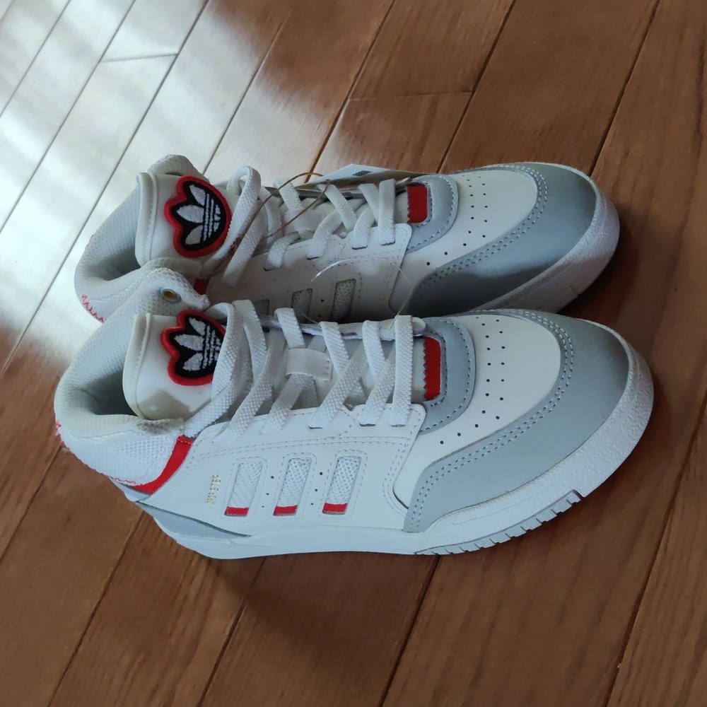 Adidas little boys sneakers - Picture 6 of 8